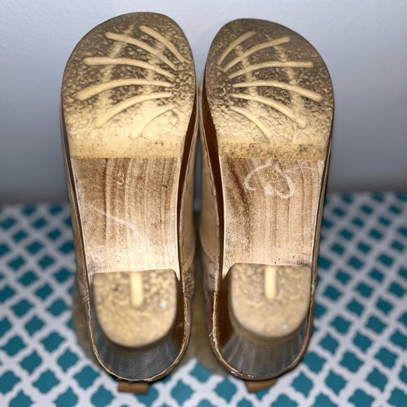 Bone No. 6 clog boots - Picture 9 of 15